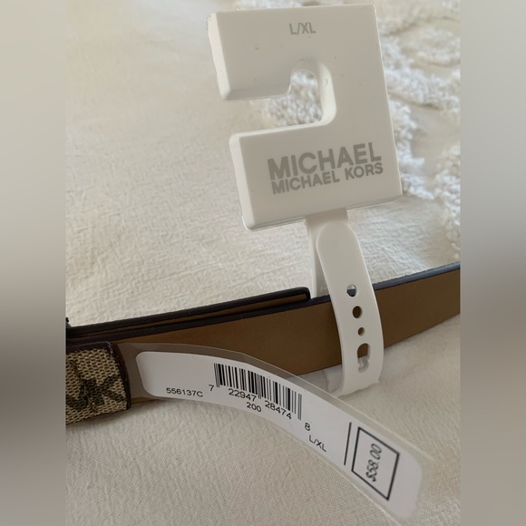 NWT Michael Kors Belt Bag: Beige/Brown, Gold Metal Logo, Synthetic Material L/XL - Picture 4 of 11